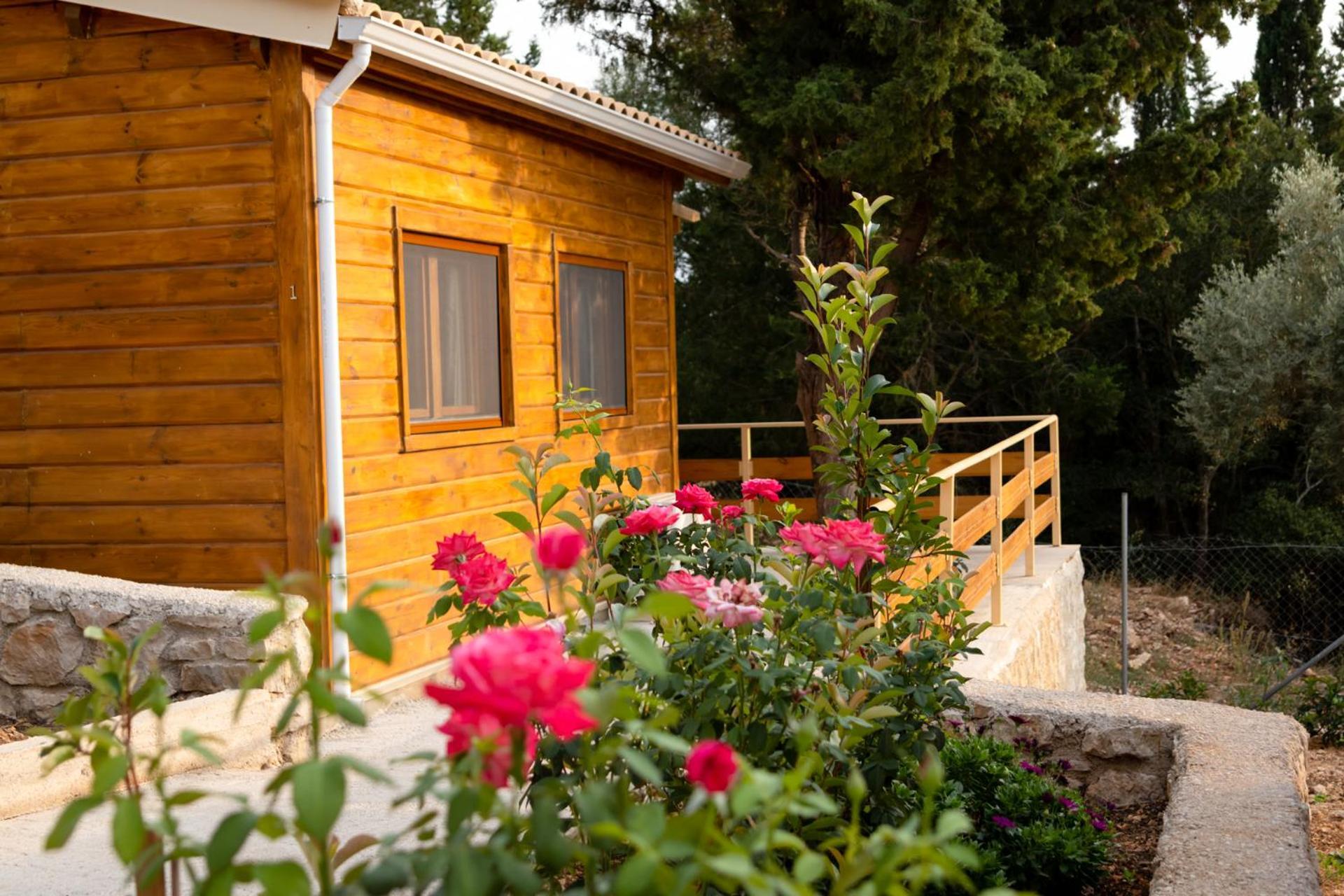 Agrelia Homes Dragano Extérieur photo